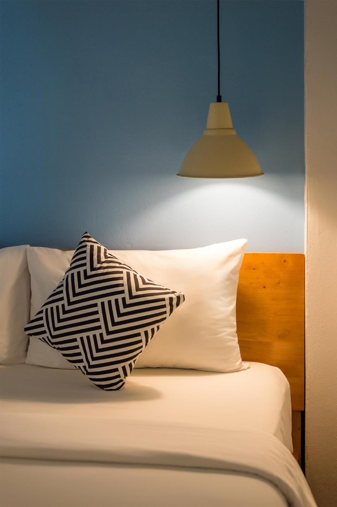 Tiya House Rooms & Cafe Krabi town Rom bilde